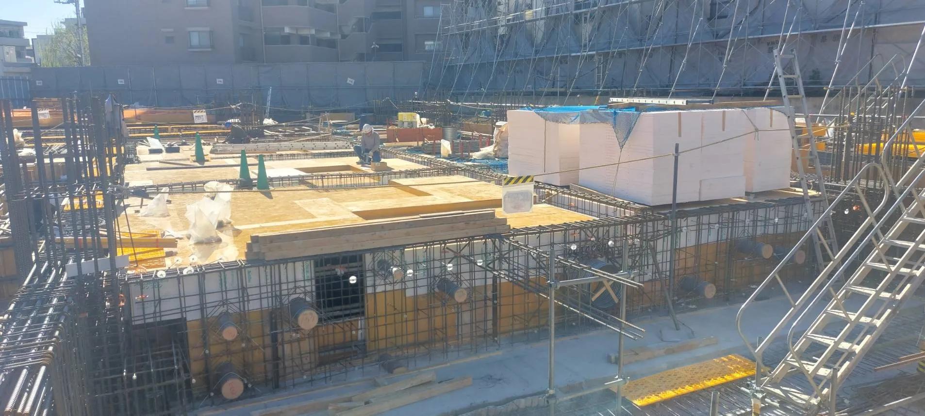 年が明けても某ビルざんまい！